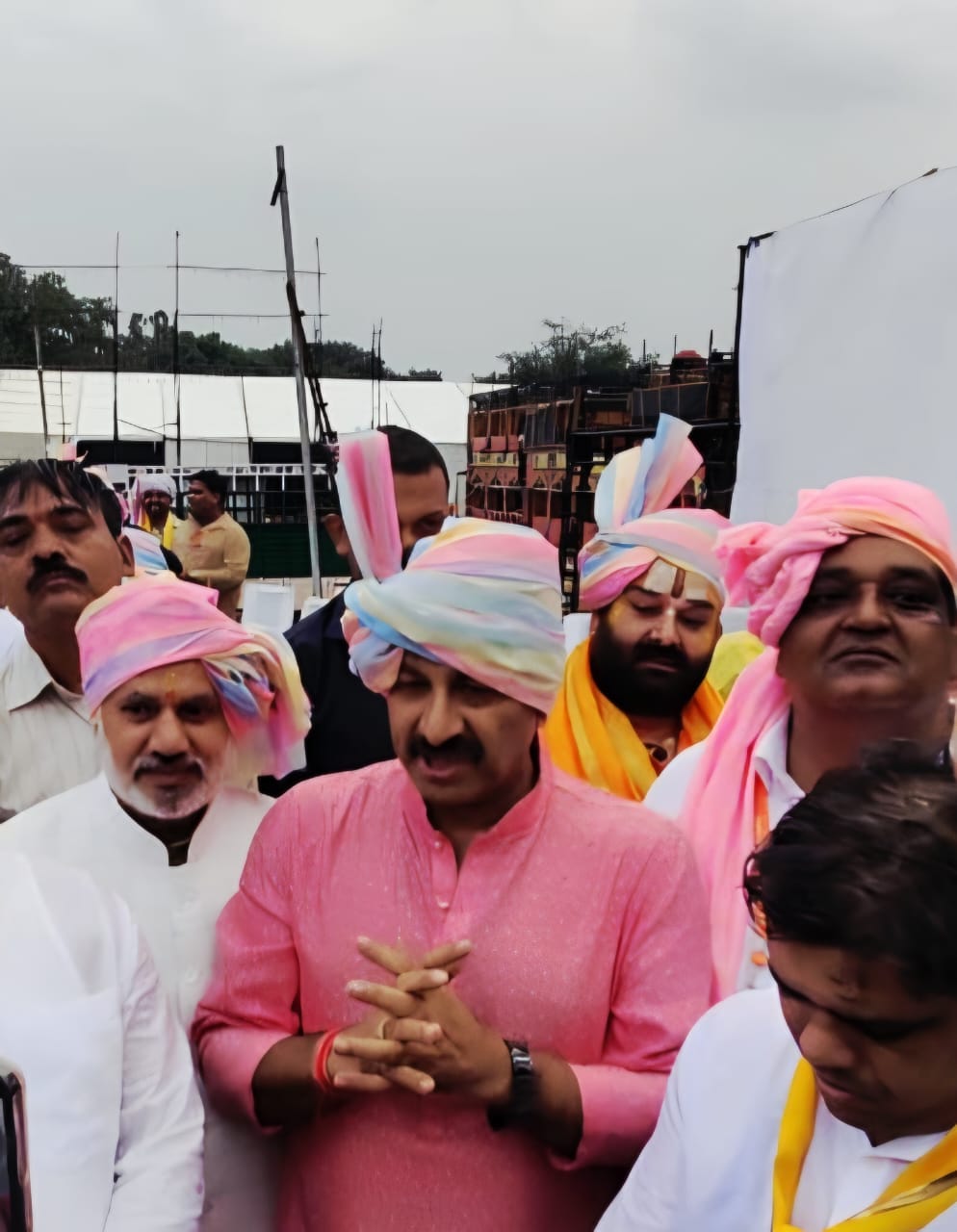 Thousands Brave Rain in Delhi as Former CJI K.G. Balakrishnan and MP Manoj Tiwari Lead 72nd Maharishi Valmiki Shobha Yatra