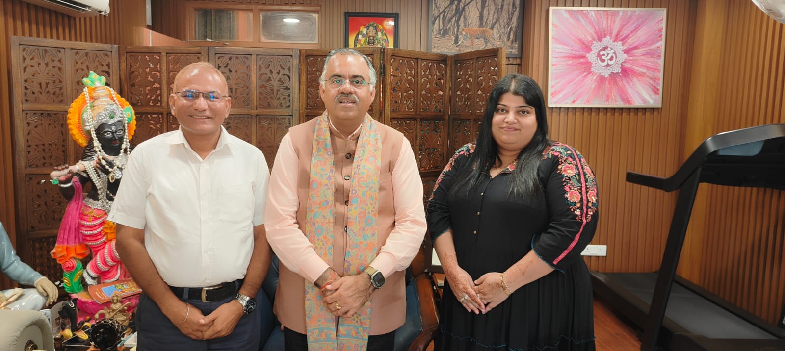 Dr. Rajkumar Sharma and Dr. Shruti Meet BJP National Secretary Tarun Chugh to Promote Research and Innovation for a Viksit Bharat